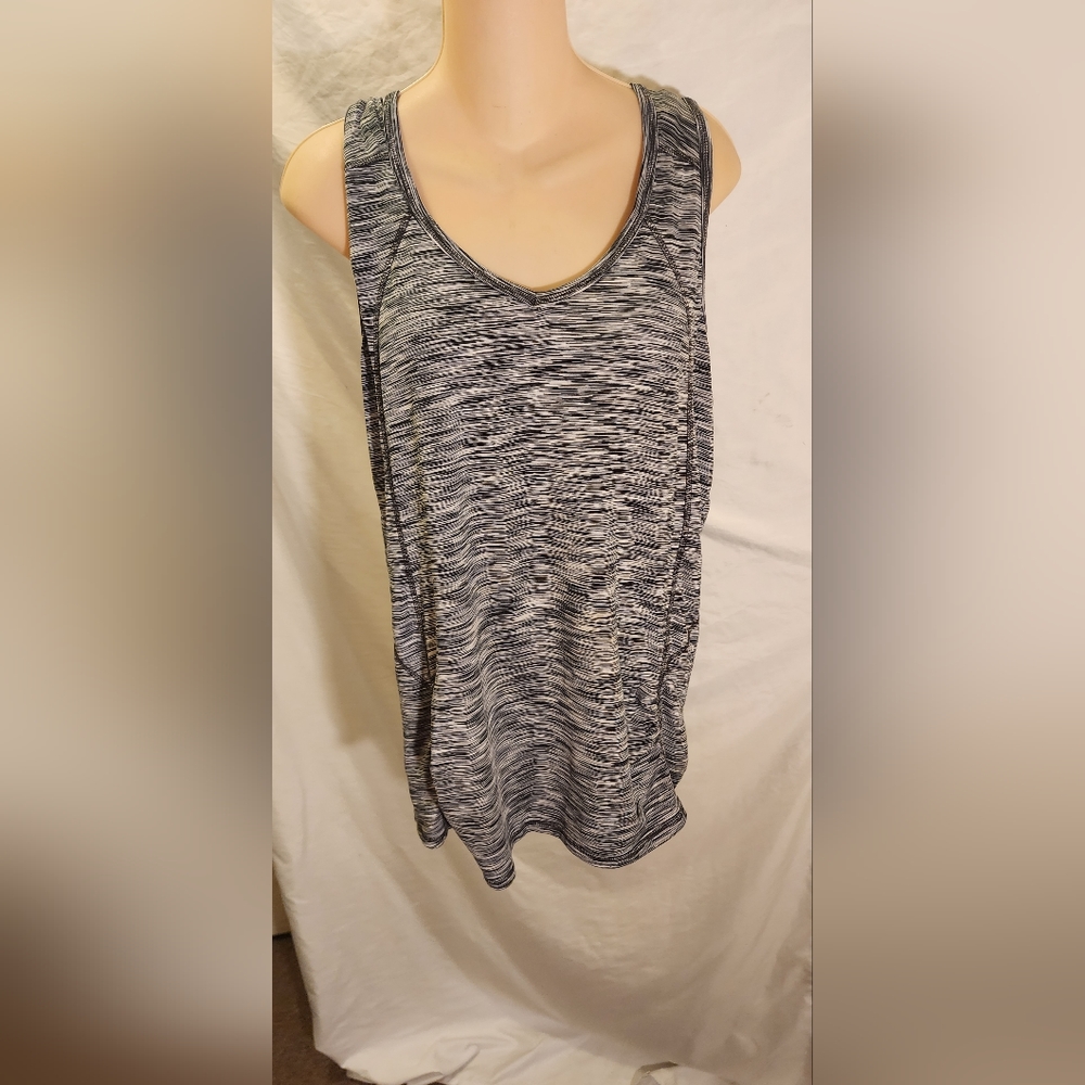 RBX  Performance Black & White Top,  Size 1X, Sleeveless, Sportswear